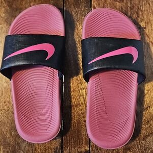 Nike Black and Pink Footwear